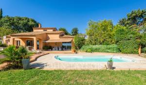 Venda Moradia Aix-en-Provence