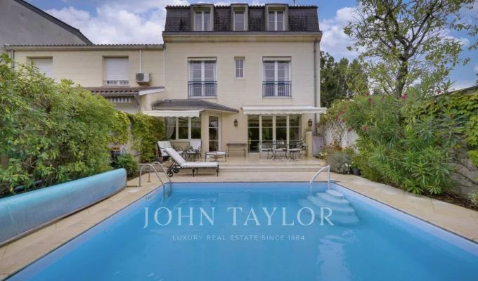 Venda Moradia Bordeaux