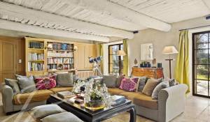 Venda Moradia Cabrières-d'Avignon