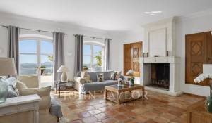 Venda Moradia Cabris