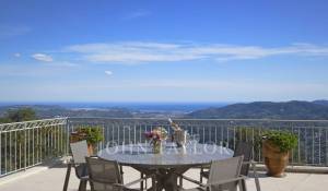 Venda Moradia Cabris