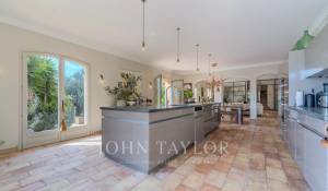 Venda Moradia Cabris