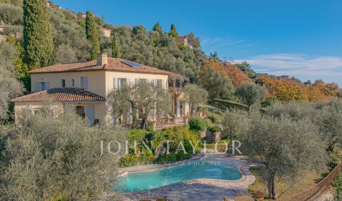 Venda Moradia Cabris