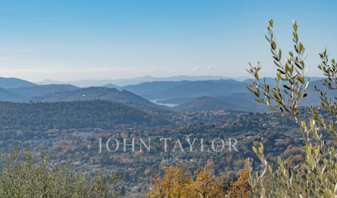 Venda Moradia Cabris