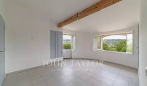 Venda Moradia Callian