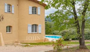 Venda Moradia Callian