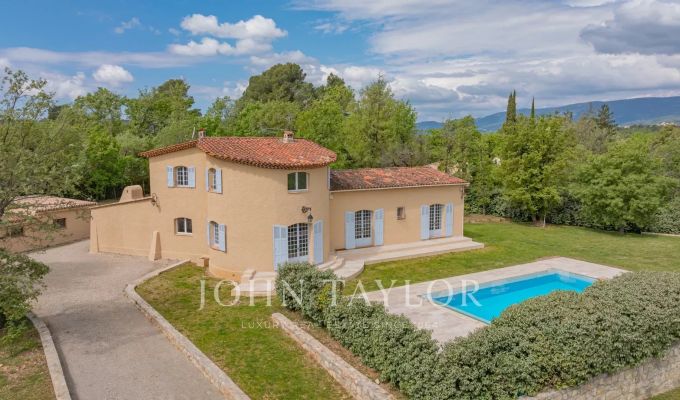 Venda Moradia Callian