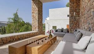 Venda Moradia Can Furnet