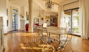 Venda Moradia Cassis