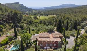 Venda Moradia Cassis