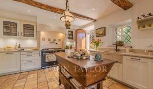 Venda Moradia Châteauneuf-Grasse