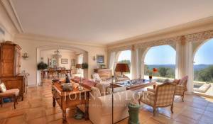 Venda Moradia Châteauneuf-Grasse