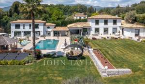 Venda Moradia Châteauneuf-Grasse