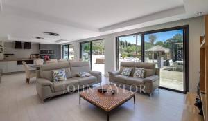 Venda Moradia Châteauneuf-Grasse