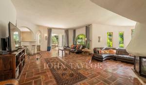 Venda Moradia Châteauneuf-Grasse