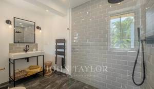 Venda Moradia Châteauneuf-Grasse