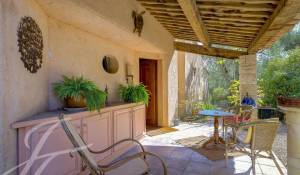 Venda Moradia Châteauneuf-Grasse