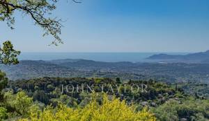 Venda Moradia Châteauneuf-Grasse