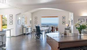 Venda Moradia Châteauneuf-Grasse