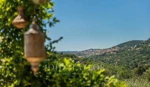 Venda Moradia Châteauneuf-Grasse
