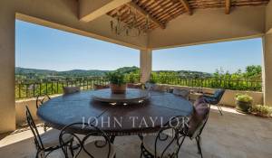 Venda Moradia Châteauneuf-Grasse