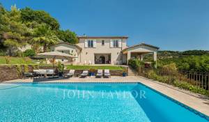 Venda Moradia Châteauneuf-Grasse