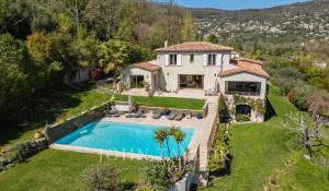 Venda Moradia Châteauneuf-Grasse
