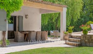 Venda Moradia Châteauneuf-Grasse