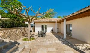 Venda Moradia Châteauneuf-Grasse