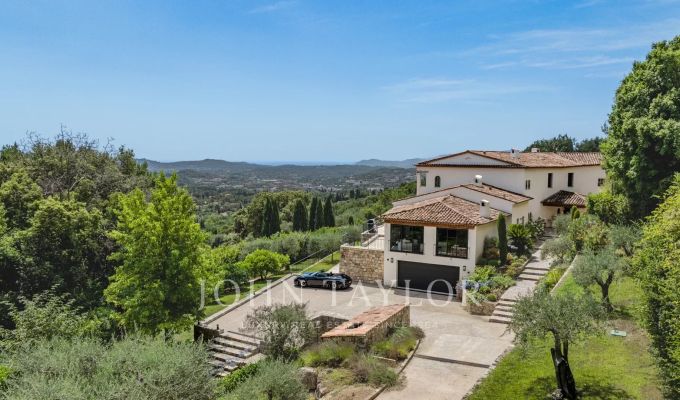 Venda Moradia Châteauneuf-Grasse