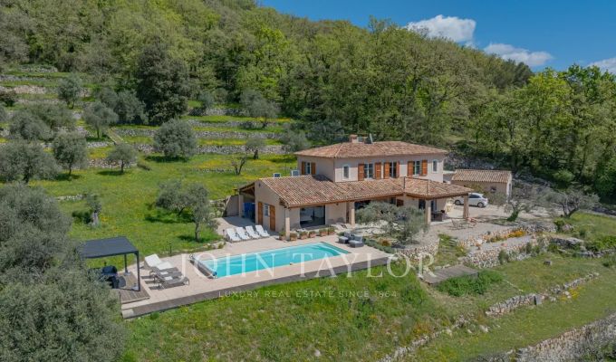 Venda Moradia Châteauneuf-Grasse