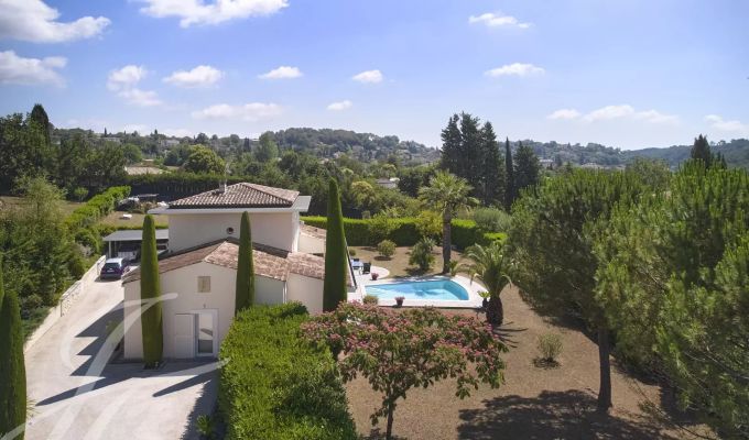 Venda Moradia Châteauneuf-Grasse