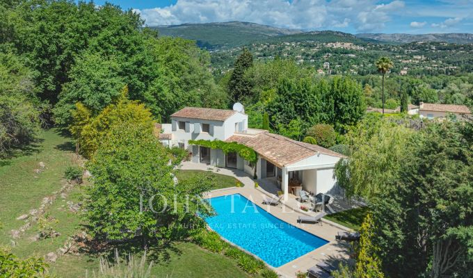 Venda Moradia Châteauneuf-Grasse
