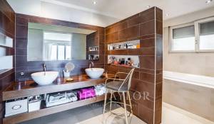 Venda Moradia Corseaux