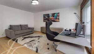 Venda Moradia Corsier
