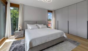 Venda Moradia Corsier
