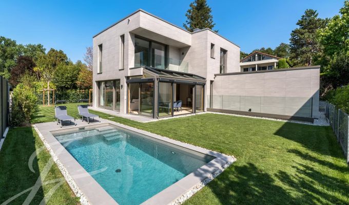 Venda Moradia Corsier