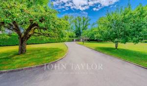 Venda Moradia Denens