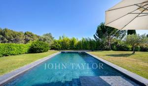 Venda Moradia Éguilles