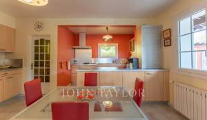 Venda Moradia Éguilles