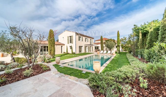 Venda Moradia Eygalières