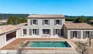 Venda Moradia Gordes