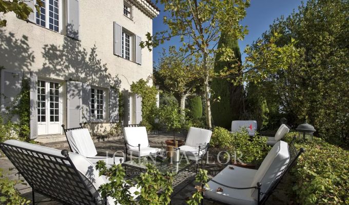 Venda Moradia Grasse