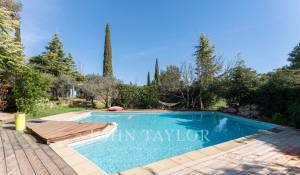 Venda Moradia Lambesc