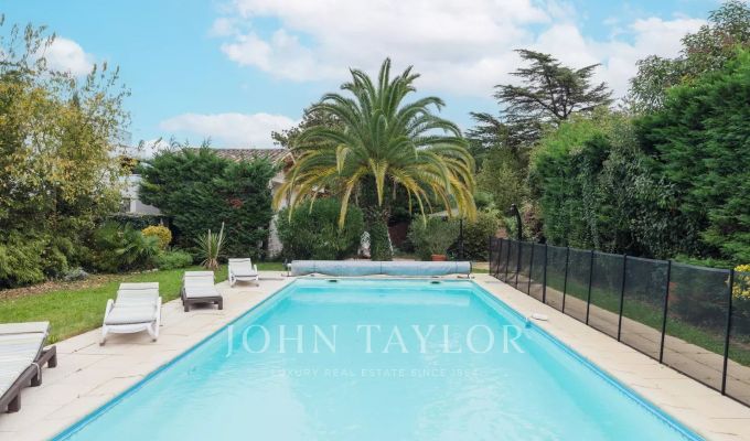 Venda Moradia Le Bouscat