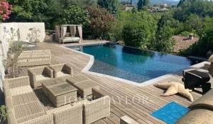 Venda Moradia Le Rouret