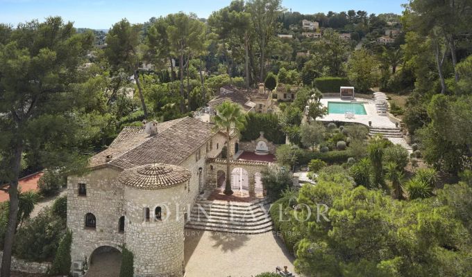 Venda Moradia Le Rouret