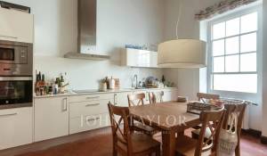 Venda Moradia Mahón