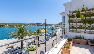 Venda Moradia Mahón