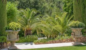 Venda Moradia Mandelieu-la-Napoule